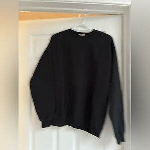 Hanes Women’s Black Crewneck